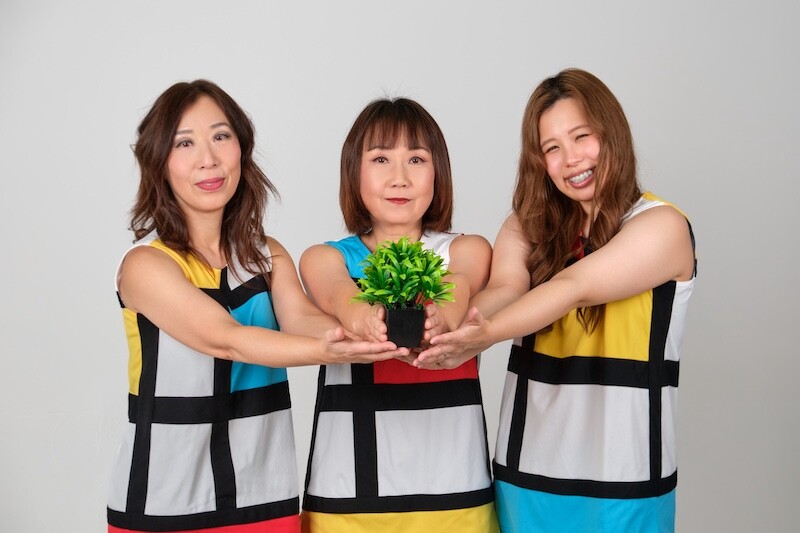 少年ナイフのメジャー・デビュー作となった5thアルバム『Let's Knife